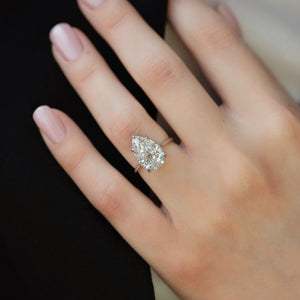The Maia Set With A 1 Carat Pear Lab Diamond
