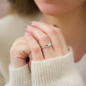 The Maia Set With A 1 Carat Round Lab Diamond