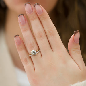 The Maia Set With A 1 Carat Round Lab Diamond