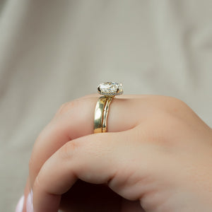 The Eve Set With A 2.5 Carat Oval Lab Diamond