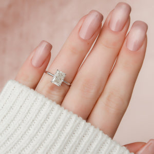The Eve Set With A Radiant Lab Diamond