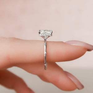 The Eve Set With A 2 Carat Radiant Lab Diamond