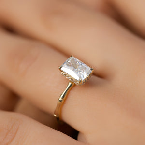 The Eve Set With A Radiant Lab Diamond