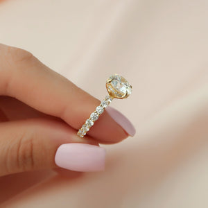The Adelle Set With A Round Lab Diamond