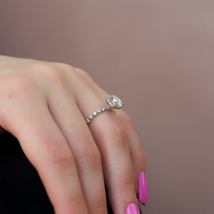The Khloe Set With A 1 Carat Round Lab Diamond