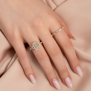 The Chelsea Set With A 2.5 Carat Emerald Lab Diamond