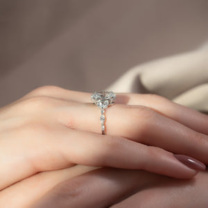 The Chelsea Set With A 1 Carat Oval Moissanite