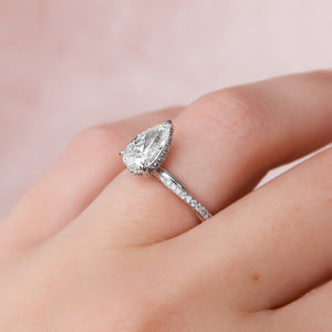 The Stacey Set With A Pear Lab Diamond