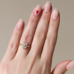 The Charlotte Set With A Emerald Lab Diamond