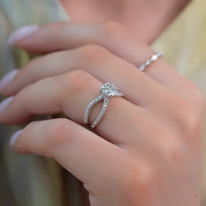 The Zoey Set With A 2 Carat Round Moissanite