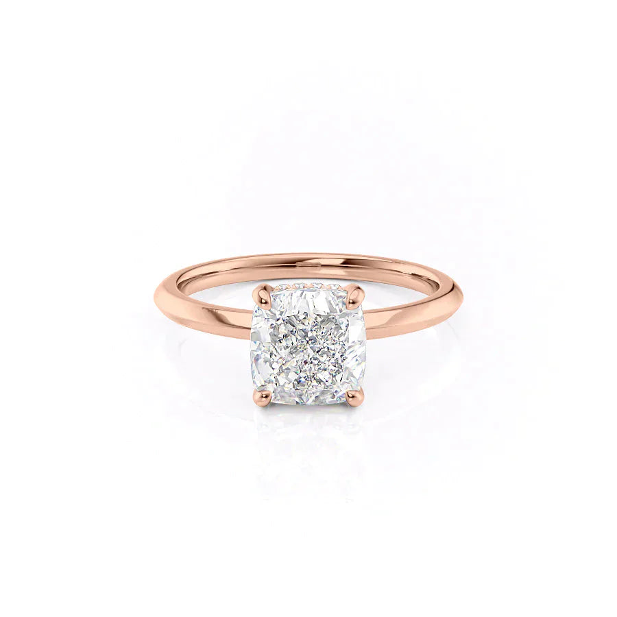 The Razor Kamellie Set With A 1 Carat Cushion Moissanite