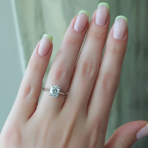 The Razor Kamellie Set With A 1.5 Carat Elongated Cushion Moissanite