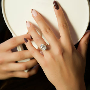 The Kayla Set With A 2 Carat Oval Moissanite