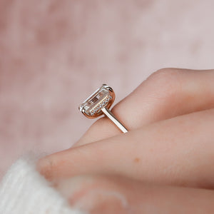 The Natalie Set With A Emerald Lab Diamond