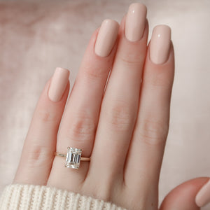 The Natalie Set With A Emerald Lab Diamond