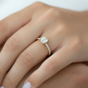 The Low Profile Kamellie Set With A 3 Carat Cushion Moissanite