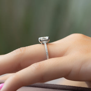 The Low Profile Kamellie Set With A 1 Carat Elongated Cushion Lab Diamond