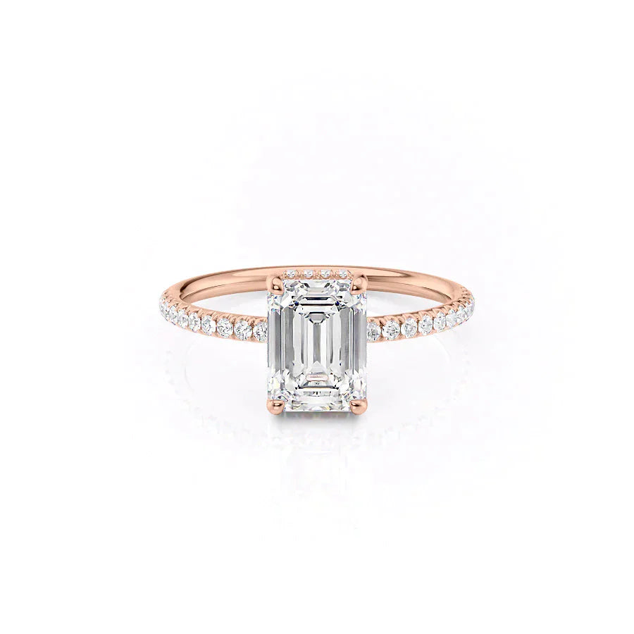 The Low Profile Kamellie Set With A 5 Carat Emerald Moissanite