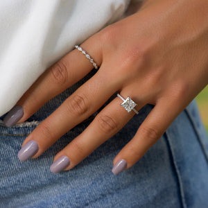 The Low Profile Kamellie Set With A Princess Lab Diamond