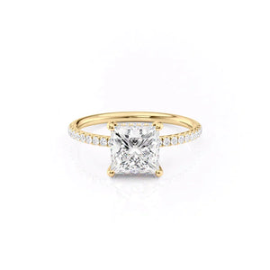 The Low Profile Kamellie Set With A 3 Carat Princess Moissanite