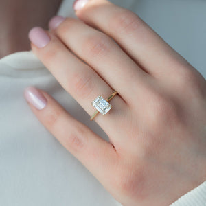 The Ellie Set With A Emerald Lab Diamond