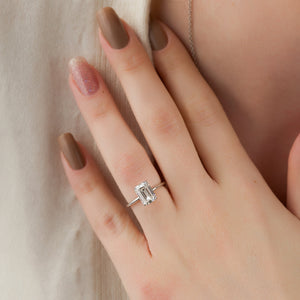 The Alex Set With A 3 Carat Emerald Lab Diamond