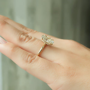 The Alex Set With A Oval Lab Diamond