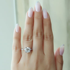The Lucia Set With A 1.5 Carat Cushion Lab Diamond