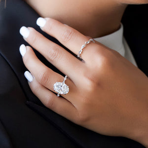 The Lucia Set With A 1.5 Carat Oval Lab Diamond