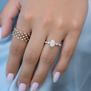 The Lucia Set With A 1.5 Carat Oval Lab Diamond
