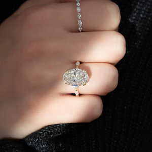 The Lucia Set With A 1.5 Carat Oval Lab Diamond