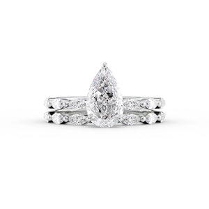 The Lucia Set With A 2.5 Carat Pear Lab Diamond