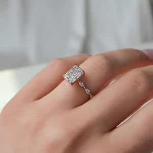 The Lucia Set With A Radiant Lab Diamond