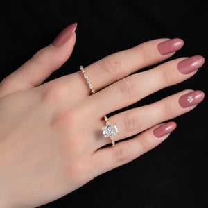 The Lucia Set With A Radiant Lab Diamond