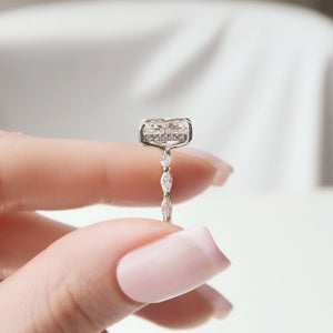 The Lucia Set With A Radiant Lab Diamond