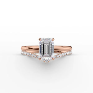 The Low Profile Kamellie Set With A 2.5 Carat Emerald Lab Diamond