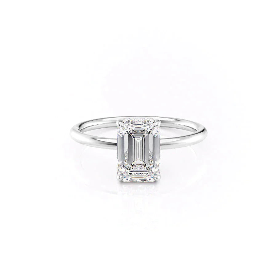 The Low Profile Kamellie Set With A 5 Carat Emerald Moissanite