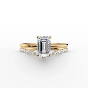 The Low Profile Kamellie Set With A 2 Carat Emerald Lab Diamond