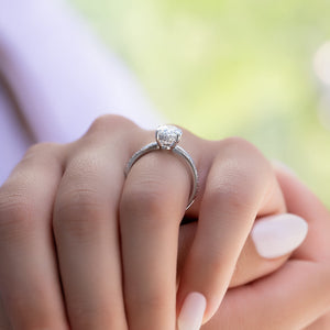 The Low Profile Kamellie Set With A 1.5 Carat Oval Lab Diamond
