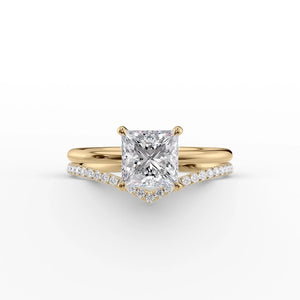 The Low Profile Kamellie Set With A 2 Carat Princess Moissanite