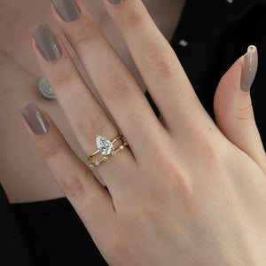 The Low Profile Kamellie Set With A 2 Carat Pear Lab Diamond