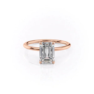 The Petal Kamellie Set With A 5 Carat Emerald Moissanite