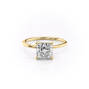 The Petal Kamellie Set With A 3 Carat Princess Moissanite