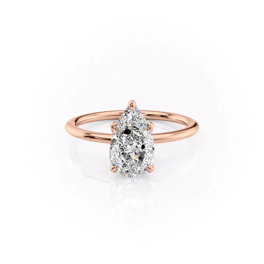 The Petal Kamellie Set With A 1 Carat Pear Lab Diamond