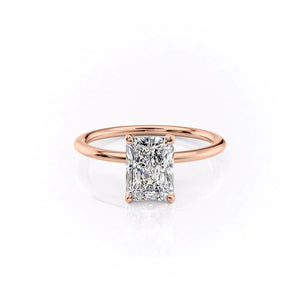 The Petal Kamellie Set With A 1.5 Carat Radiant Lab Diamond