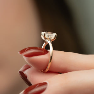 The Lexie Set With A 2 Carat Emerald Lab Diamond
