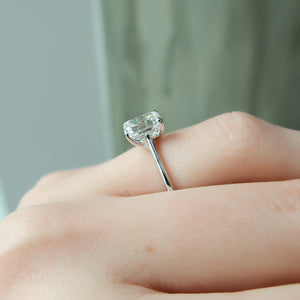 The Lexie Set With A 2 Carat Emerald Moissanite