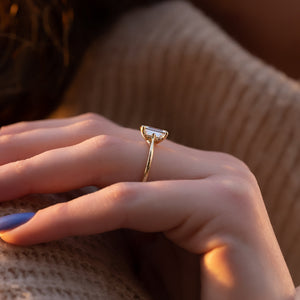 The Lexie Set With A 4 Carat Emerald Moissanite