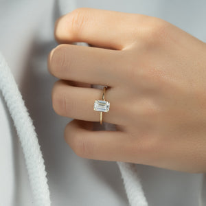The Lexie Set With A 4 Carat Emerald Moissanite
