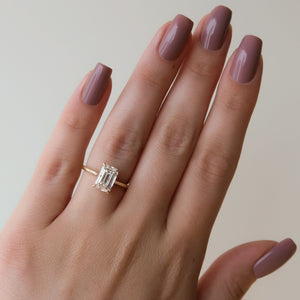 The Lexie Set With A 4 Carat Emerald Moissanite